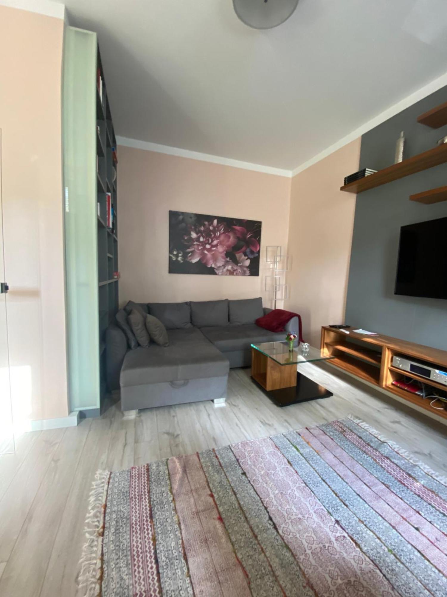 ארפורט Komfortables Appartement Zentral Gelegen מראה חיצוני תמונה