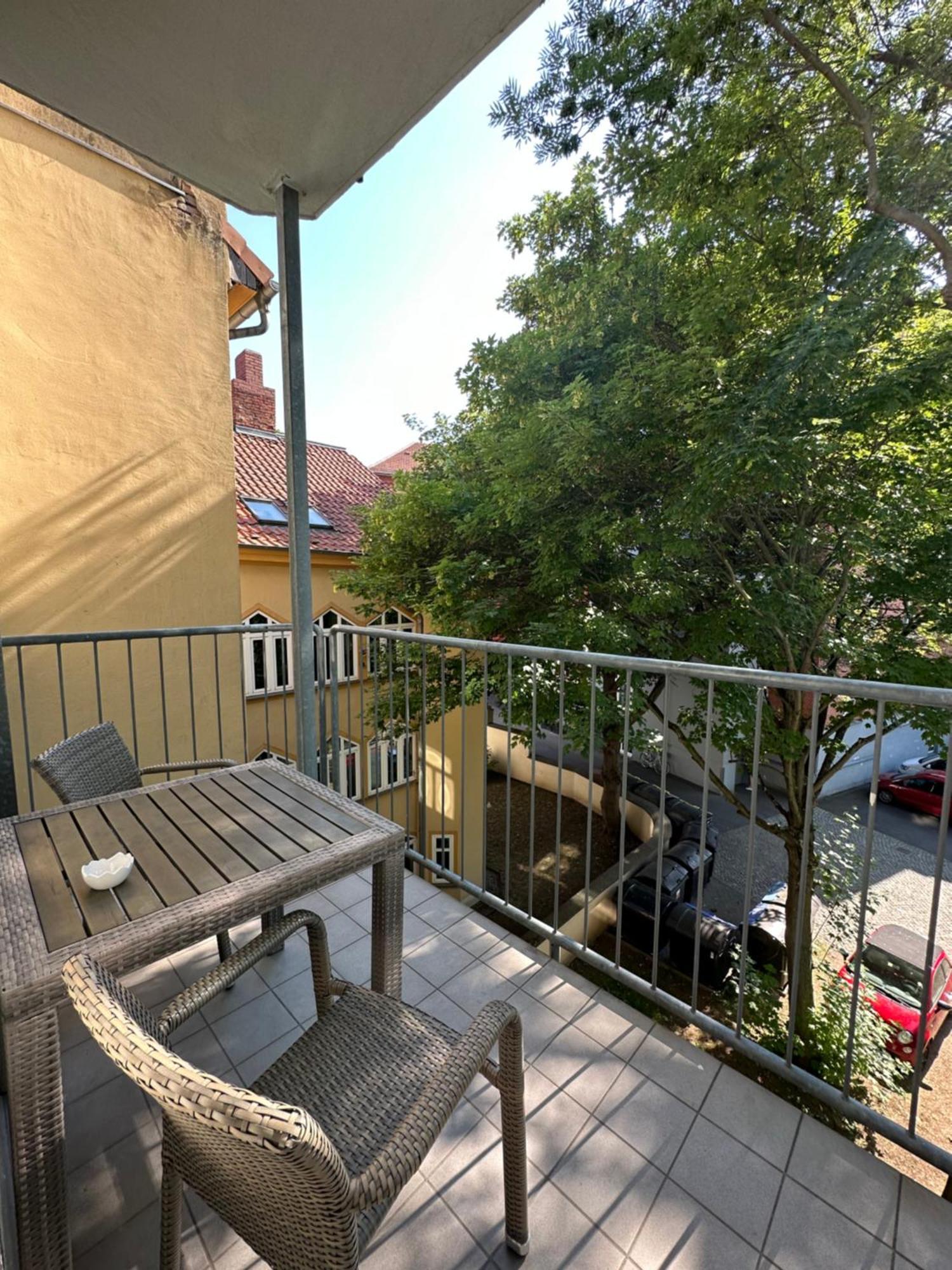 ארפורט Komfortables Appartement Zentral Gelegen מראה חיצוני תמונה