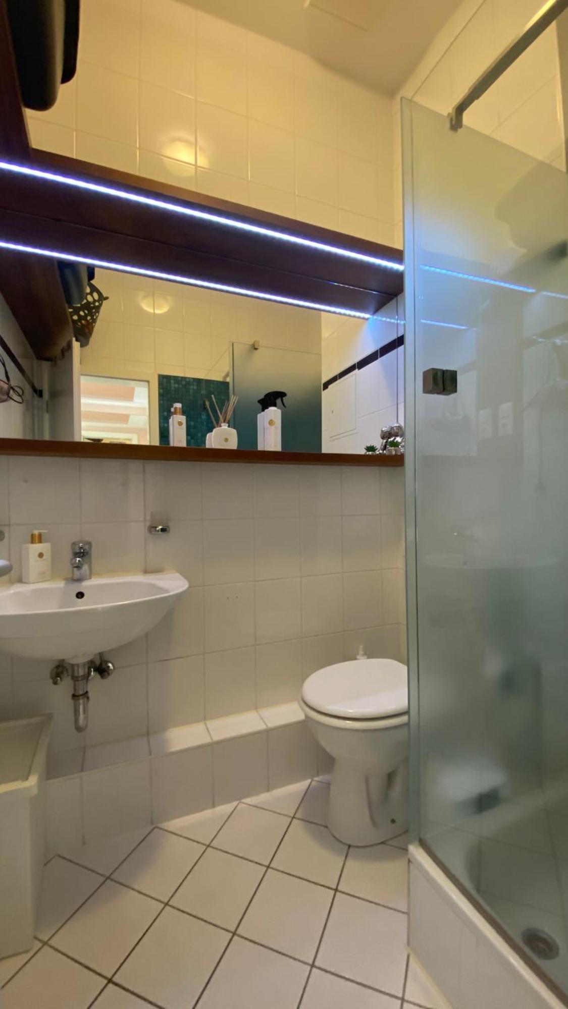 ארפורט Komfortables Appartement Zentral Gelegen מראה חיצוני תמונה